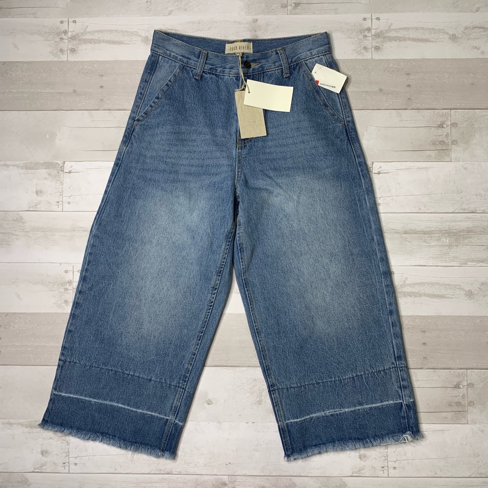 Moon River Midi Length Denim Pants - Picture 3 of 7